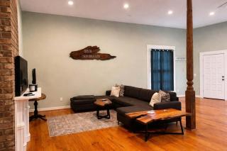 Navigate Stays Cozy NOLA Retreat w Parking WiFi - 3