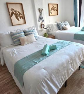 Stylish Suite with Beach Access - 6