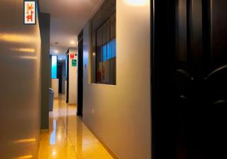 Llama Llama - Hostel & Coworking - 2