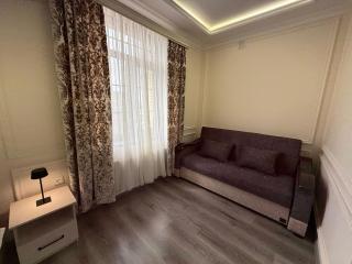 Ayvon Guesthouse - 1