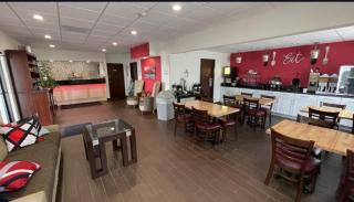 Ramada by Wyndham Effingham - 4