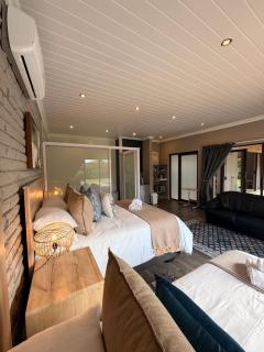 Lemon & Blue Guest House - Welkom - 6