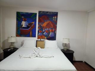 Hotel La Giralda Guanaja - 3