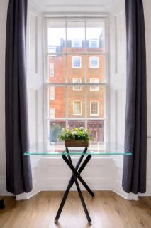 Stay in the heart of Soho - London - 1