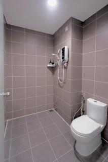 Premium Staycation Mercu summer suites klcc triple room 5mint to klcc - 1