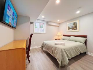 Cozy & Modern Ensuite Basement Rooms - Steps to Subway & Downsview Rogers Stadium - 5