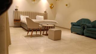 Omaxe mini hazratganj - 4