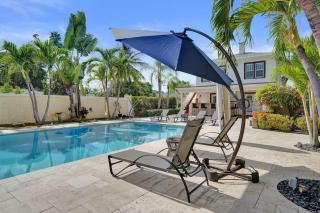 Modern Lake Worth Suite w Patio and Pool - 8