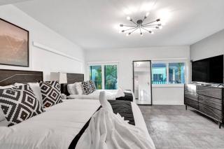 Stylish 1BR Suite w/ Pool & Steps to the Beach - 5