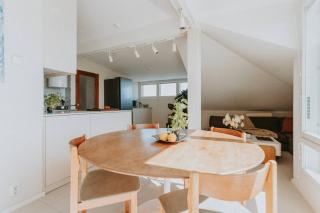 Seaview Loft with Sauna and Private Balcony - 2
