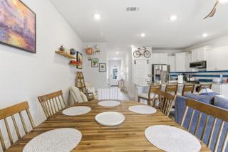 Caballeros Estates Beach Escape | 23+ Booking Age | 3 King BRs | Sleeps 6 | PCB - 5