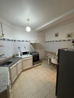 Appartement T3 équipé à Biskra - 1