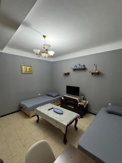 Appartement T3 équipé à Biskra - 1