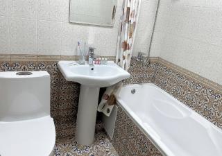 Faxriddin East Hotel - 1