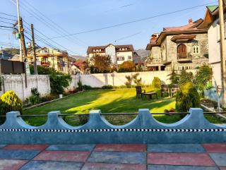 The Holt Gardens - 7