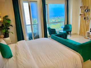 ELYSIUM TOWER SIGNATURE Apartments Opposite CENTAURUS MALL ISLAMABAD - 9