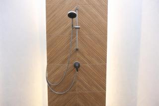 Hidden Tropical Home with Private Patio Quiet & Peaceful, Hin Kong - 5