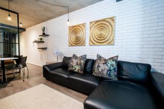 Wex624 - Spacious Modern Studio Apartment-Pool Bar Gym - 3