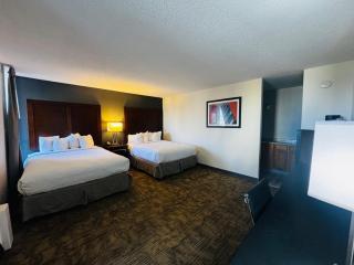 Alamo Inn & Suites - 1