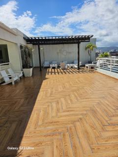 Luxury Apt New Kingston 24 hrs Security Pool - 2