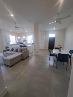 Escape360 Condo 3 - 5