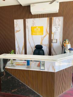 Hotel Laxmi Imperial - 8