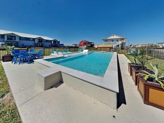 Inn at Dolphin Bay - 2