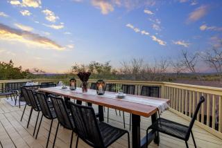 Luxury Retreat Hot Tub & Large Deck - 5