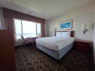 Seagrass Oceanfront Inn - 9