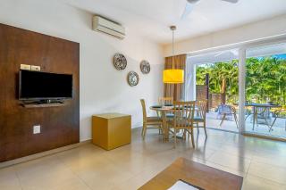 Lovely studio with private outdoor pool, on-site golf, patio, & AC - 4
