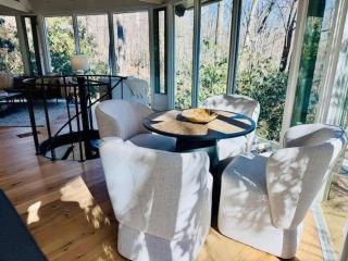 The Enchanted Nook- Romantic Retreat - 7