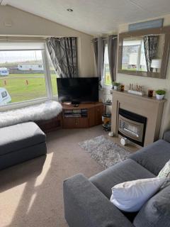 Sea View Holiday Home - 5