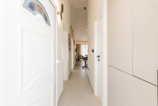 Seaside Leonis Apartment - 2