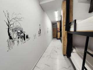 The HANGOUT Hostel - 6