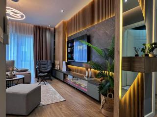 Luxury Apartment - 9