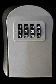 Majestic Luxury Designer Apartment Bahria Town - 8