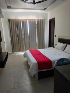 Hotel Golden Peak - 8