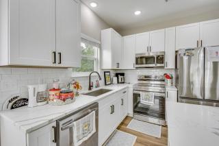 Family Getaway Near Lake Hartwell + Tugaloo Trails - 4