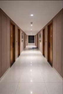 Studio apartment with best location opp to magneto - 9