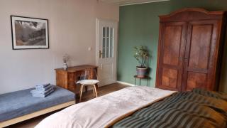 Luxuriös modernisiertes Ferienhaus in See- und Stadtnähe - 4