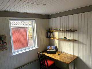 Scenic hilltop retreat for 14 - 4