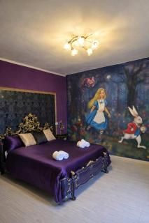 Wonderland - The Rabbit Hole vicino Cascata delle Marmore - 9