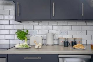 Cobblestone Cottage - 3