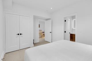 Luxury 3BR 3BA Basement Apt Mississauga - 6