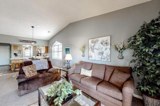 Thousand Hills - Family Getaway - 6