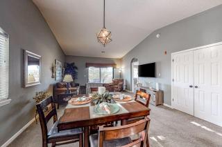 Thousand Hills - Family Getaway - 2