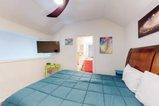 Retro Color Retreat - 1