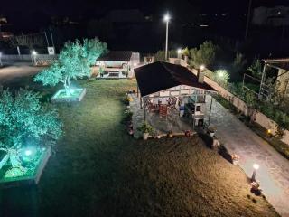 Κτήμα Καρνέση 1 - 4