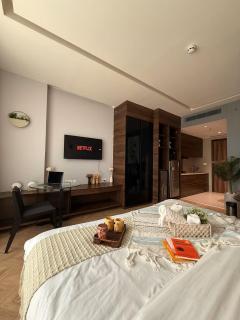 Luxury 1 BHK - AIPL Joy Square - Golf Course Extension - 6