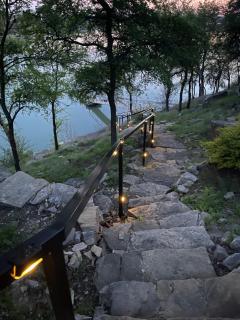 Lakefront, Private Dock, Spectacular Views - 3